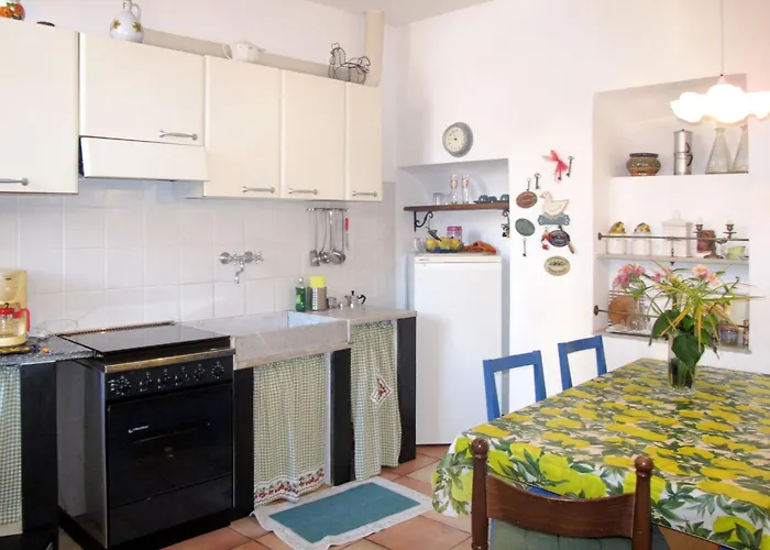 Angela - Dol100 By Interhome *